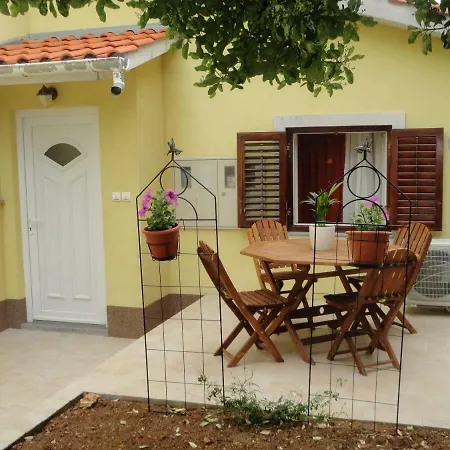 Apartment Mylo Zadar Exterior photo